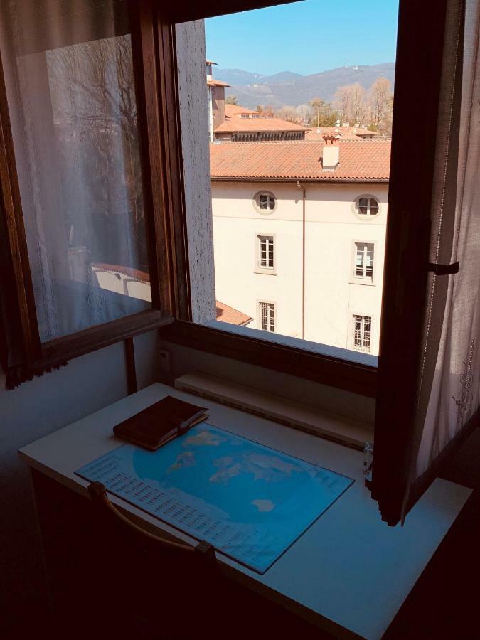 Ferienwohnung Casa Dai Toni Cortesi Bergamo Exterior foto